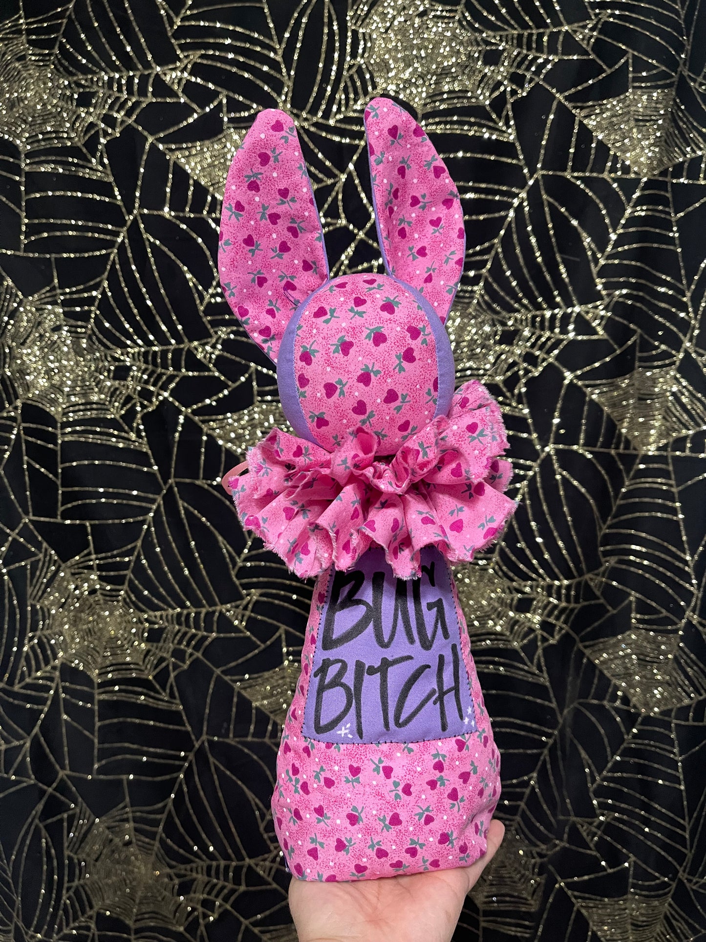 A Scoops Hare V3 - Bug Bitch