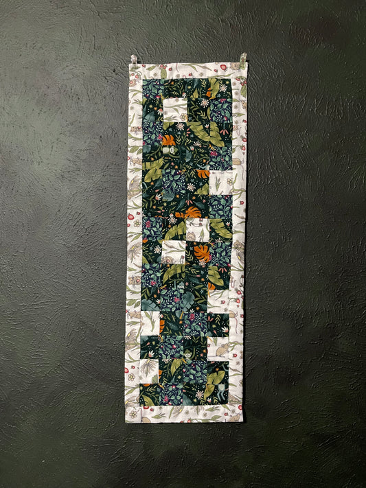 Jungle shelf quilt